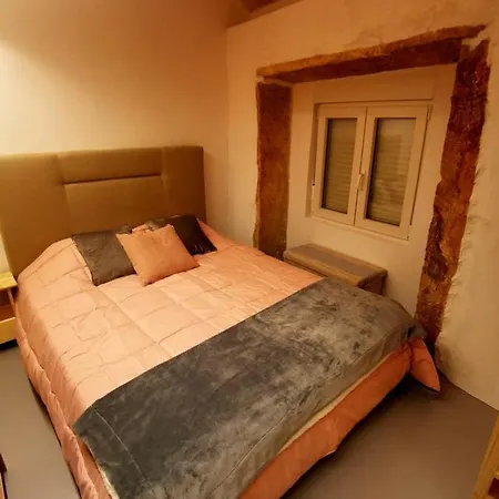 Linda House Casais de Sao Mamede